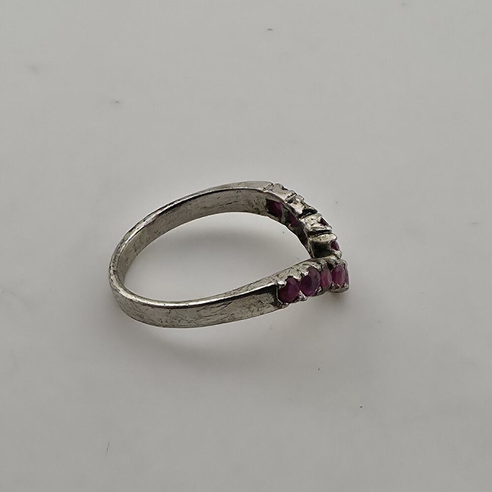 Vintage Sterling Silver Chevron Ring Red Stones V Band Size 6.25 925 Jewelry - Picture 4 of 11